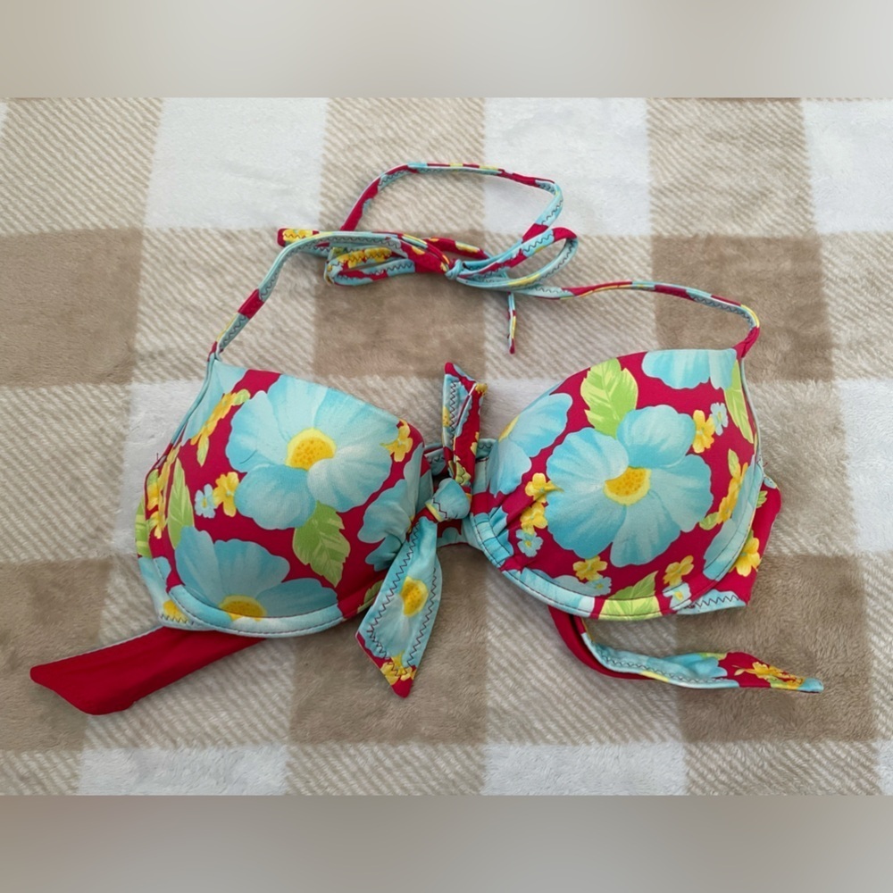 Hollister XS Hawaiian Red and Blue Floral Bikini Top with tie